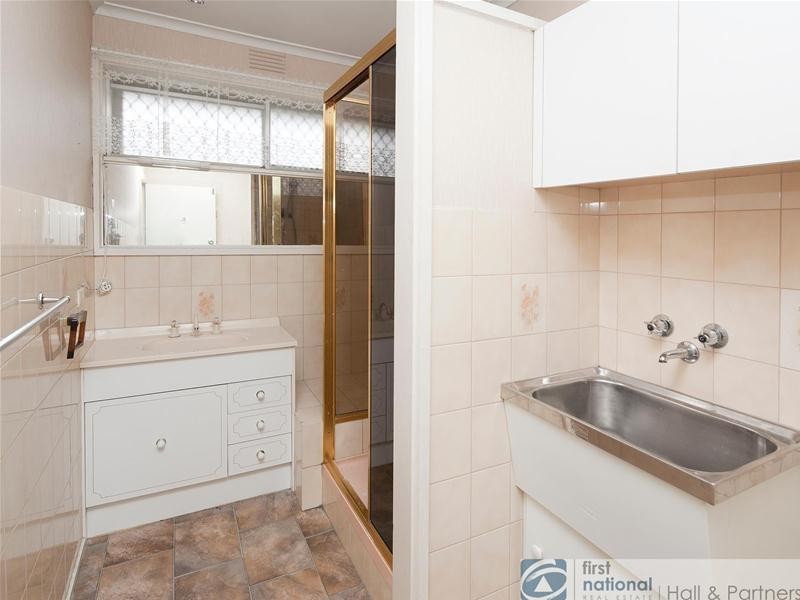 2/52 Potter Street, Dandenong VIC 3175
