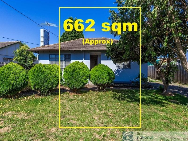 16 Latham Crescent, Dandenong North VIC 3175