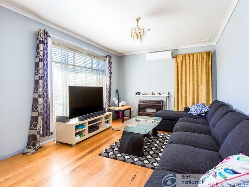 16 Latham Crescent, Dandenong North VIC 3175