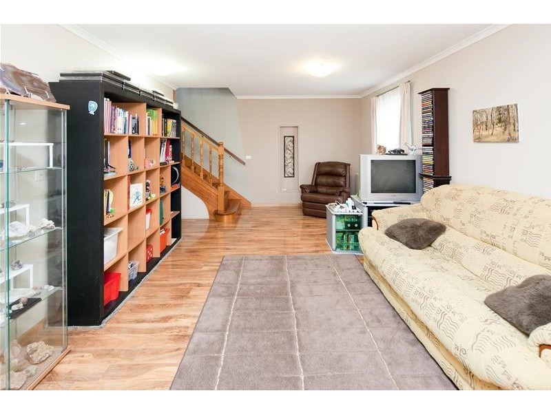 2 Mildura Crescent, Endeavour Hills VIC 3802