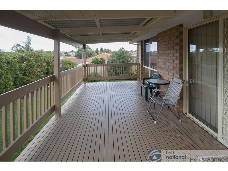 11 Pinto Close, Endeavour Hills VIC 3802