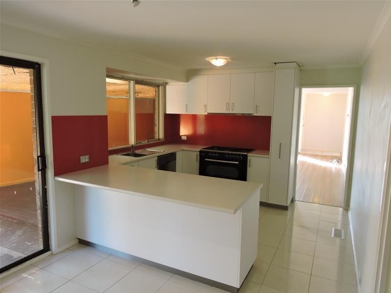 9 Basil Close, Hallam VIC 3803