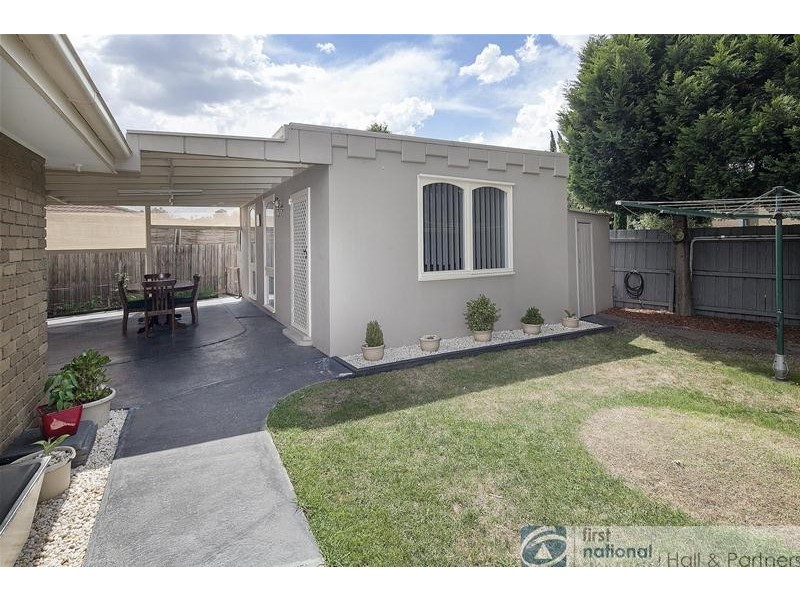 15 Balkan Court, Dandenong North VIC 3175