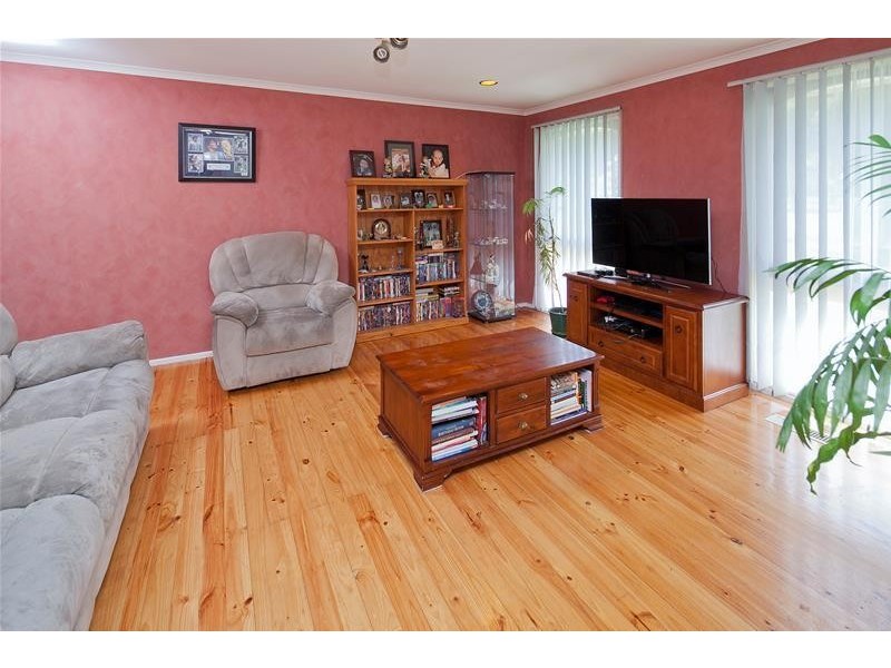 69 Albert Road, Hallam VIC 3803