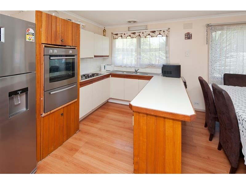 69 Albert Road, Hallam VIC 3803