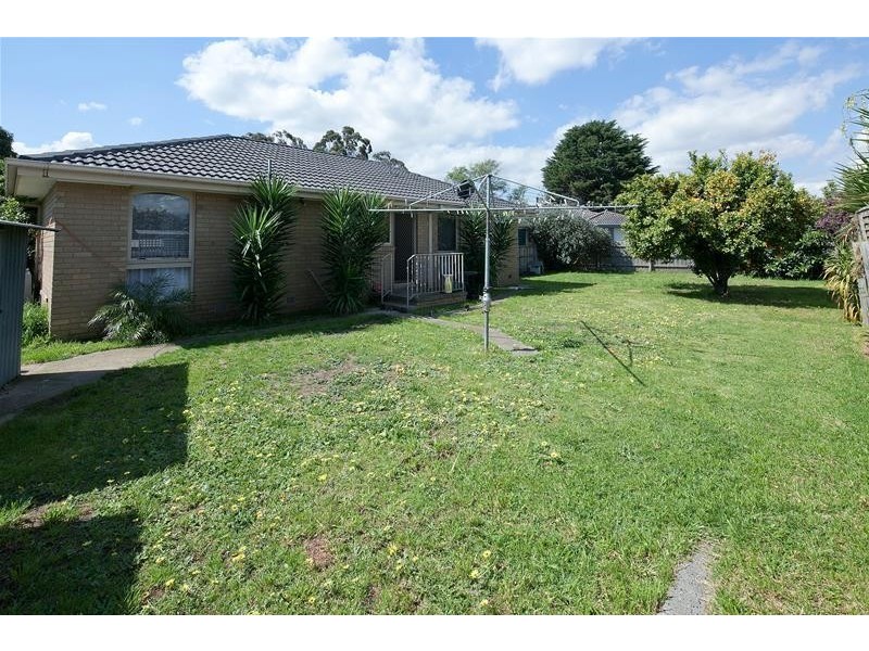 69 Albert Road, Hallam VIC 3803