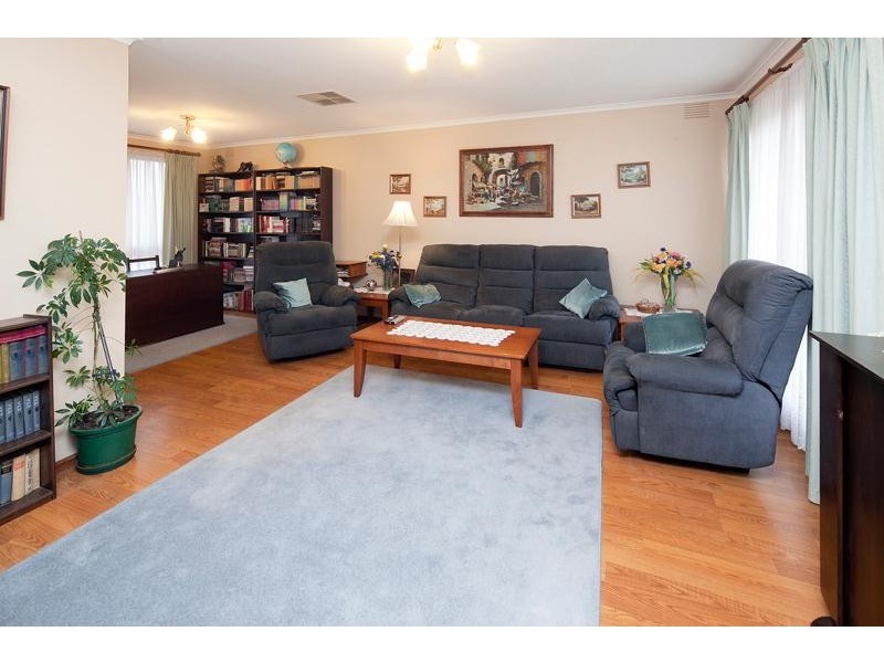 6 Currie Avenue, Endeavour Hills VIC 3802