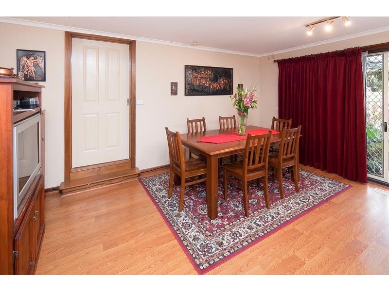 6 Currie Avenue, Endeavour Hills VIC 3802