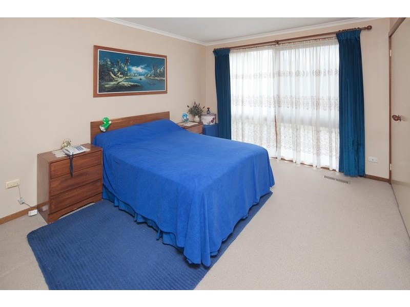 6 Currie Avenue, Endeavour Hills VIC 3802