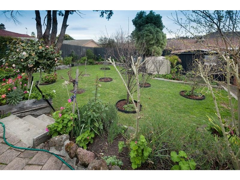 6 Currie Avenue, Endeavour Hills VIC 3802