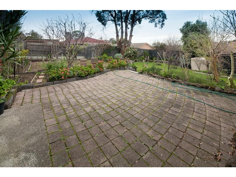 6 Currie Avenue, Endeavour Hills VIC 3802