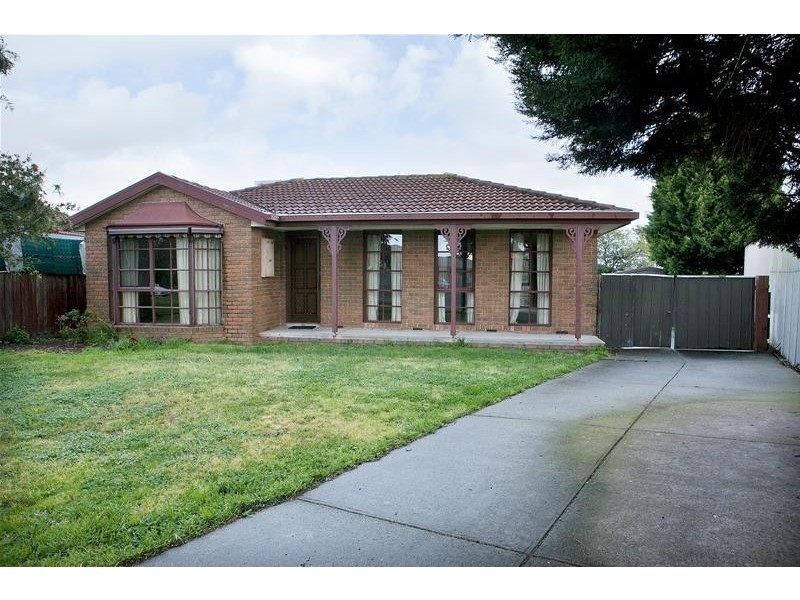 13 Jacinta Court, Doveton VIC 3177