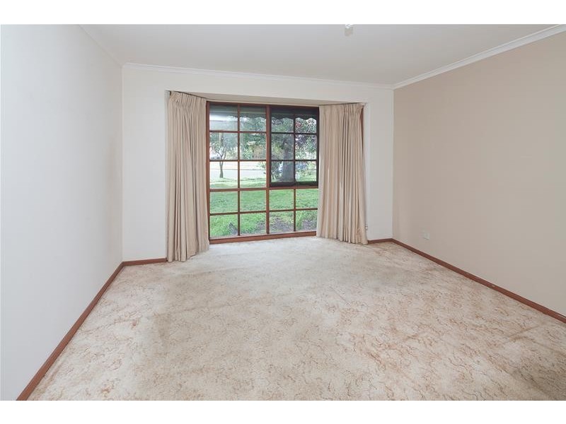 13 Jacinta Court, Doveton VIC 3177