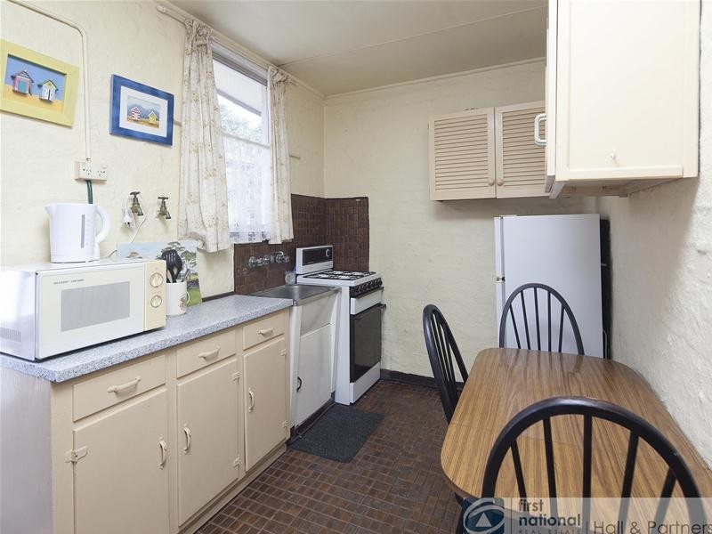 60 Railway Parade, Dandenong VIC 3175