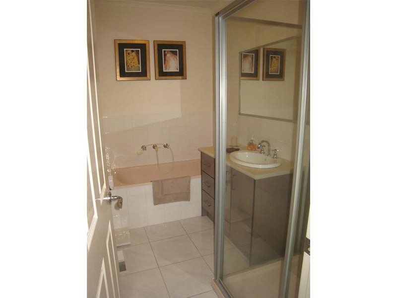 4/45 Wilma Avenue, Dandenong VIC 3175