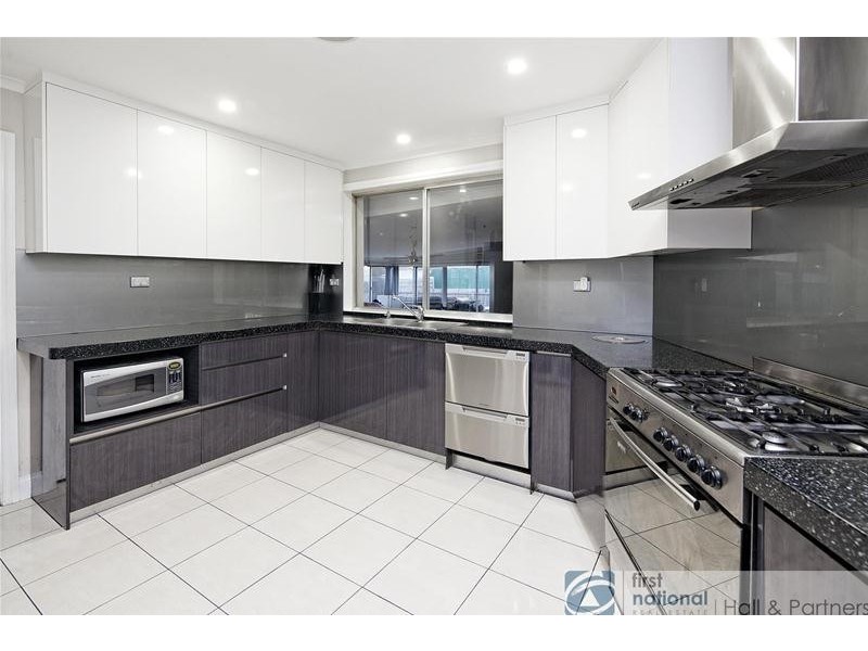 7 Central Avenue, Dandenong North VIC 3175