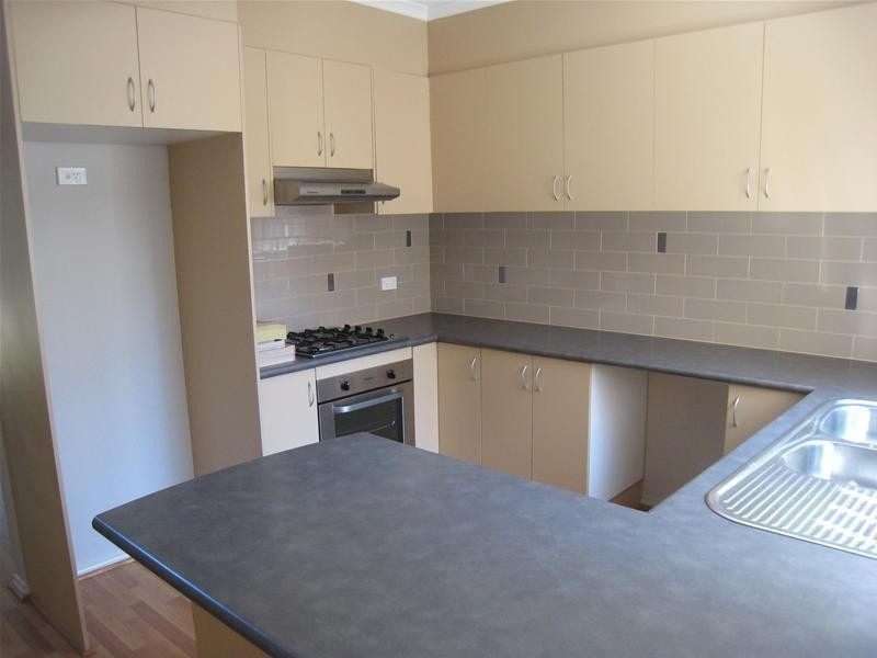 1/14 Close Avenue, Dandenong VIC 3175