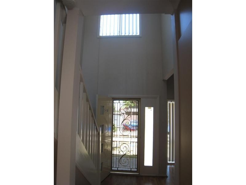 1/14 Close Avenue, Dandenong VIC 3175