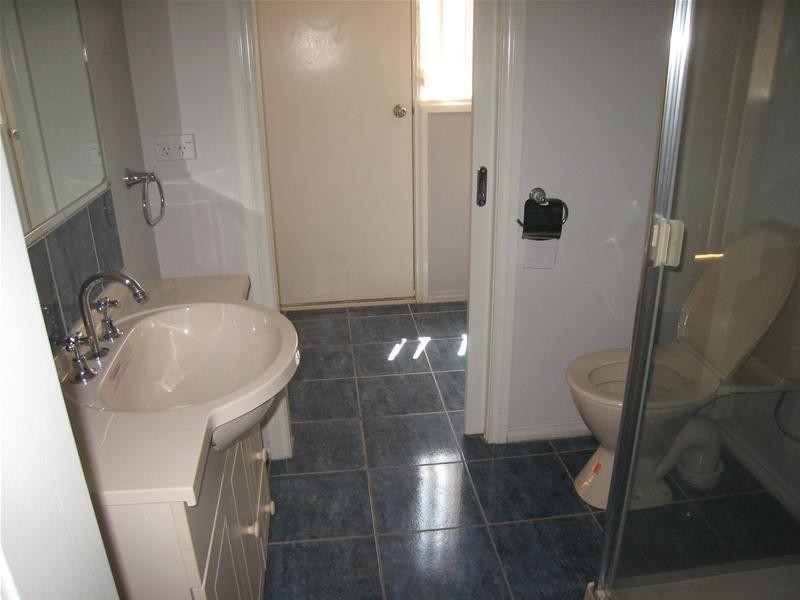 1/14 Close Avenue, Dandenong VIC 3175