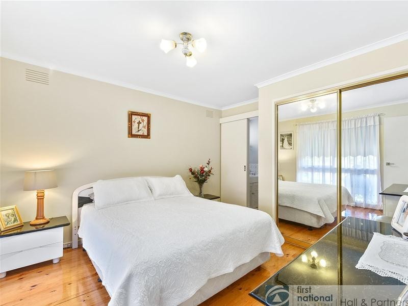 230  Gladstone Road, Dandenong North VIC 3175