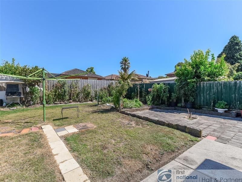 230  Gladstone Road, Dandenong North VIC 3175