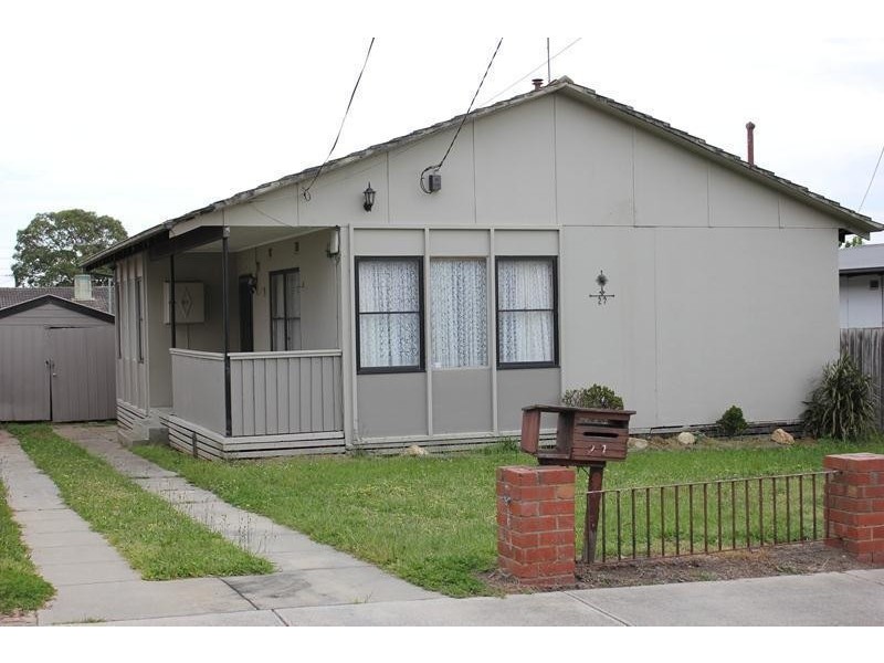 27 TiTree Drive, Doveton VIC 3177