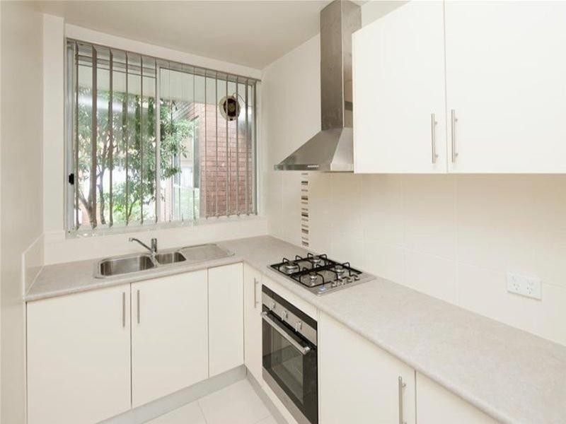 6/40 Hemmings Street, Dandenong VIC 3175