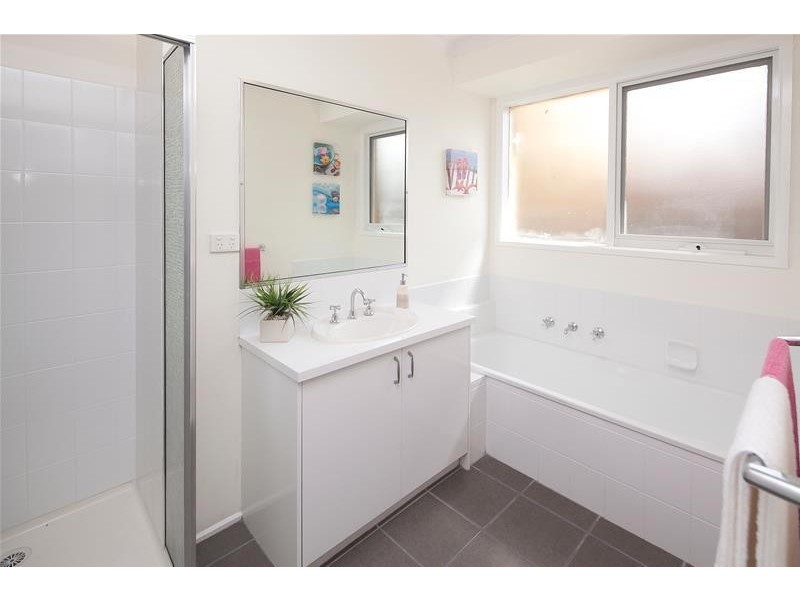 4 Forsyth Court, Narre Warren VIC 3805