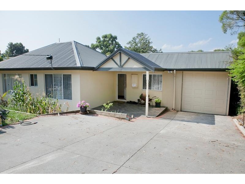 22 Churchill Park Drive, Lysterfield South VIC 3156