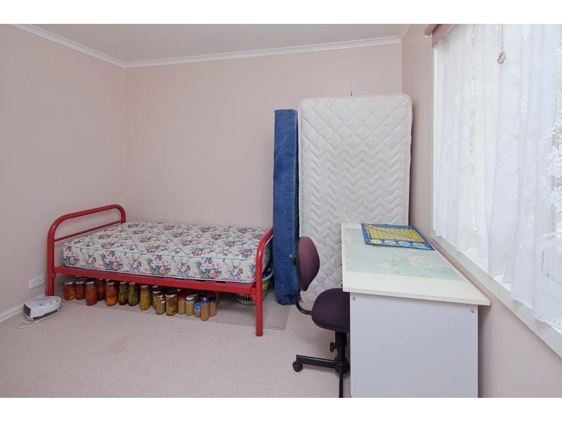 22 Churchill Park Drive, Lysterfield South VIC 3156