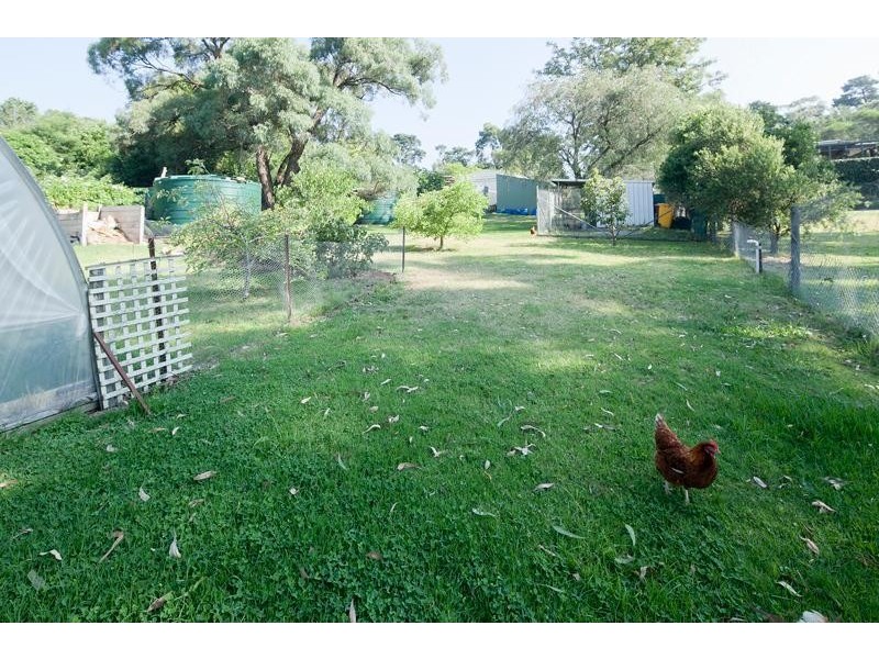 22 Churchill Park Drive, Lysterfield South VIC 3156