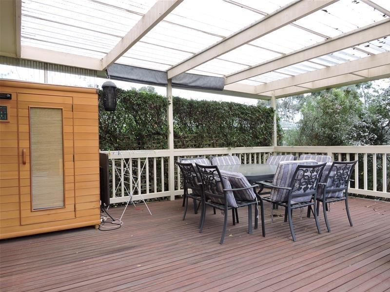 22 Churchill Park Drive, Lysterfield South VIC 3156