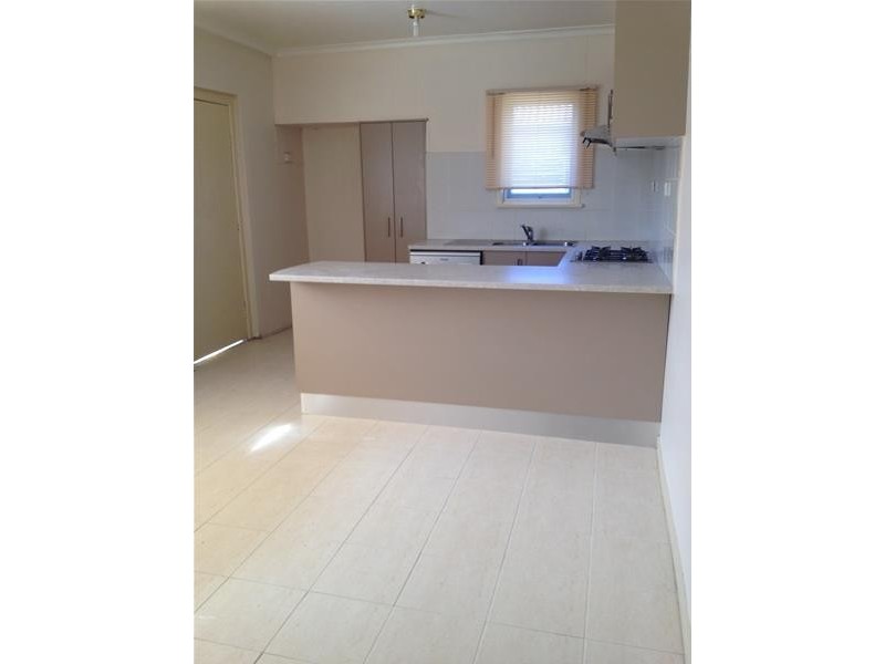 33 Charlton Street, Springvale VIC 3171