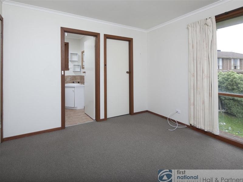 13 Denton Drive, Endeavour Hills VIC 3802