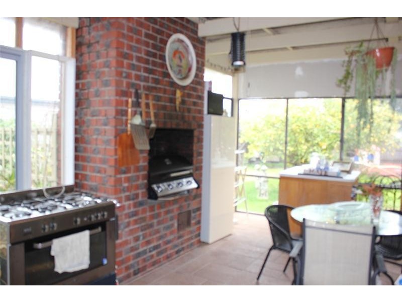 17 Kooyonga Grove, Mornington VIC 3931