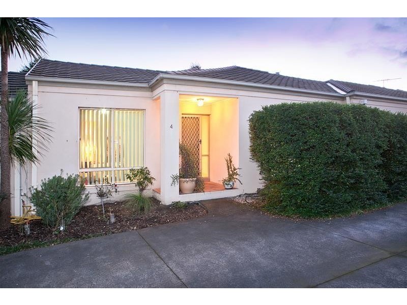 4/4 Fox Street, Dandenong VIC 3175