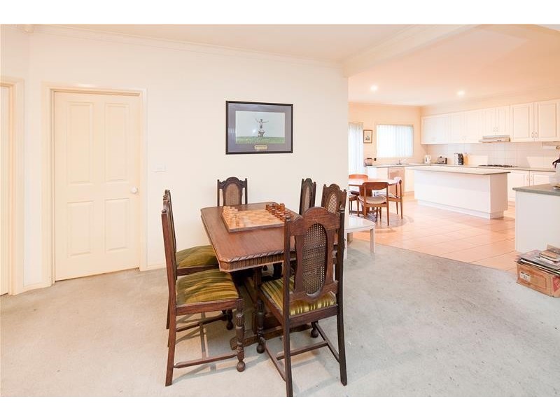 4/4 Fox Street, Dandenong VIC 3175