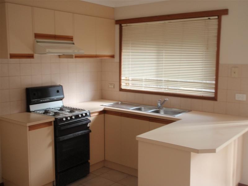 2/30 Namur Street, Noble Park VIC 3174