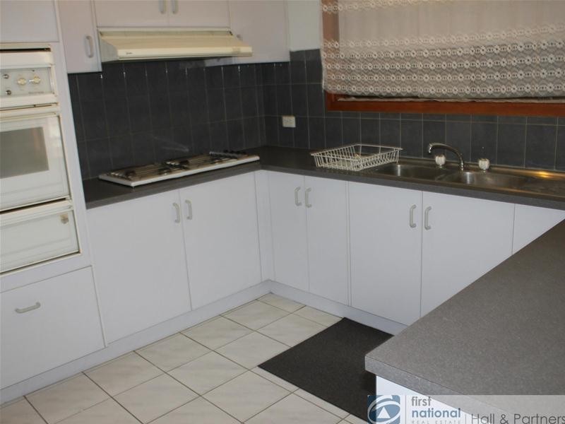 2/5 Gray Street, Springvale VIC 3171