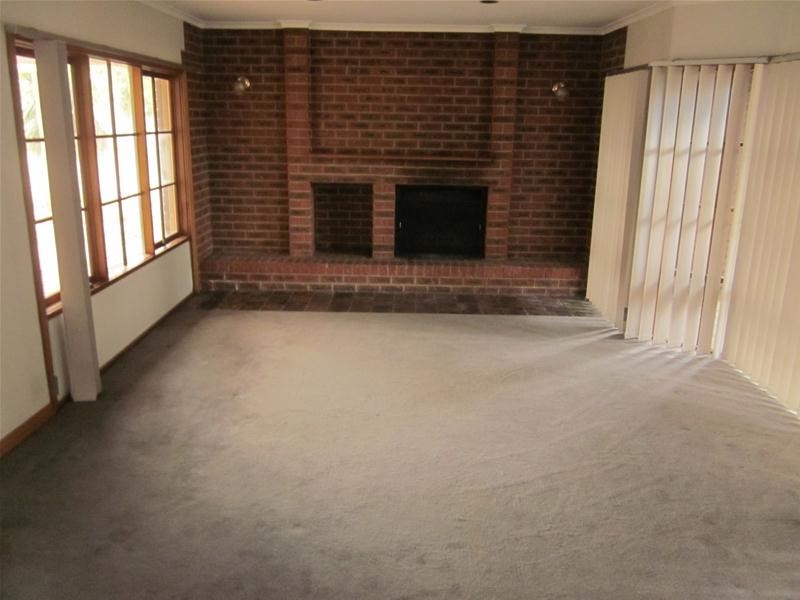 134 Kennington Park Drive, Endeavour Hills VIC 3802