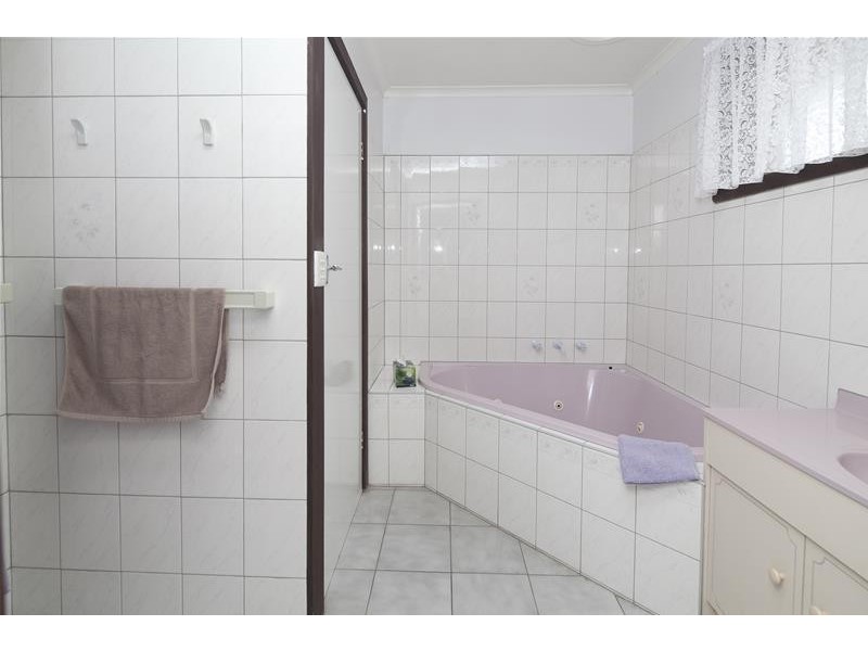 25 Frawley Road, Hallam VIC 3803