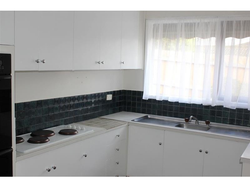 19 Suffolk Road, Dandenong North VIC 3175