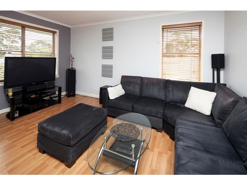 15 Scarlet Drive, Doveton VIC 3177