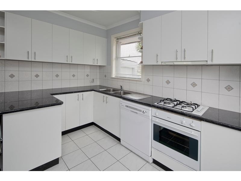 15 Scarlet Drive, Doveton VIC 3177