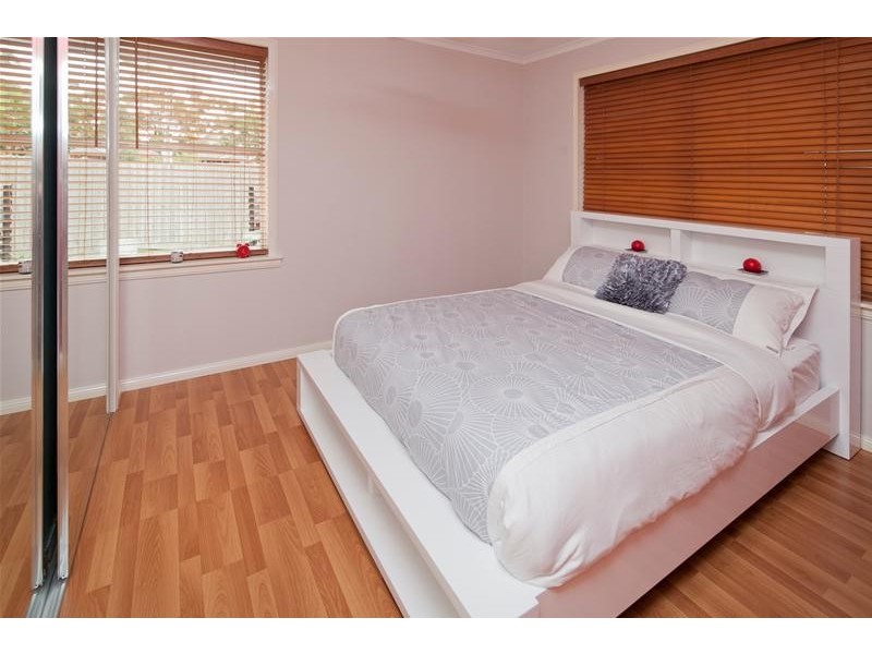 15 Scarlet Drive, Doveton VIC 3177