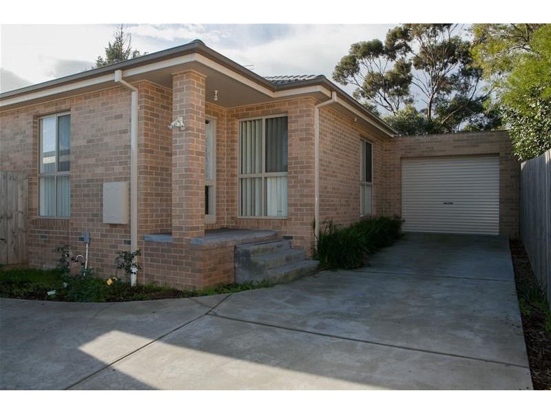 2/68 Rebecca Street, Doveton VIC 3177