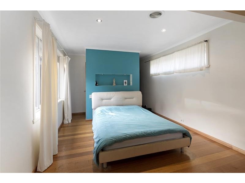 27 Carson Street, Mulgrave VIC 3170