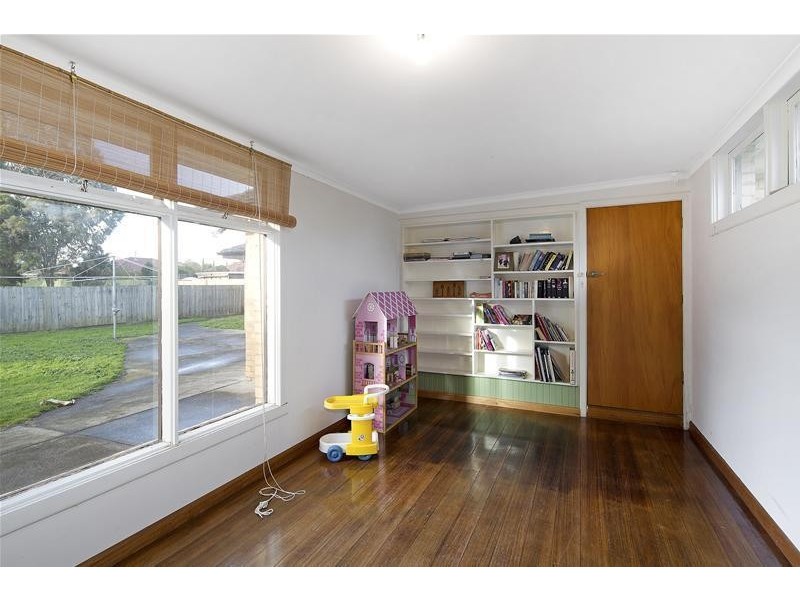 27 Carson Street, Mulgrave VIC 3170
