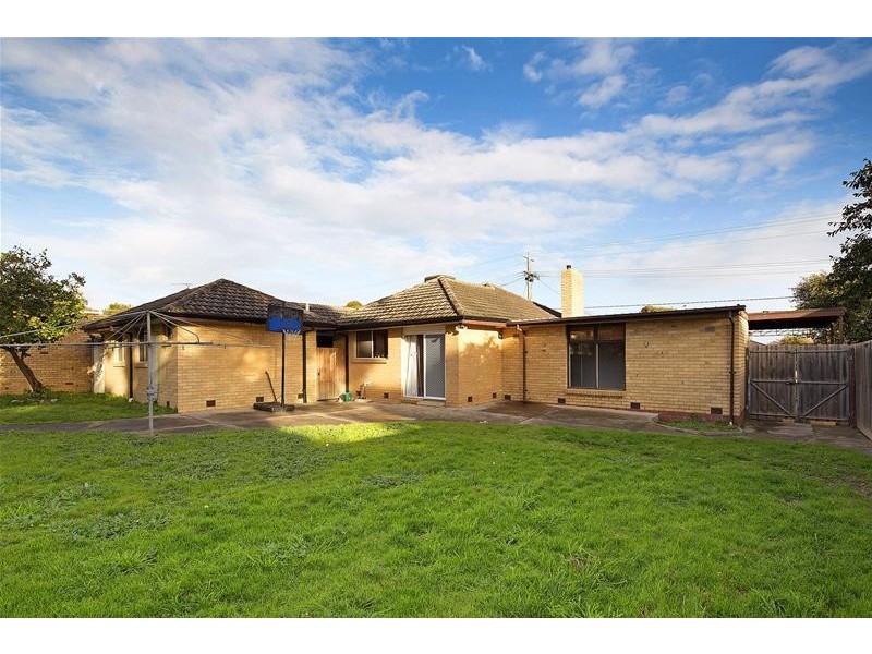 27 Carson Street, Mulgrave VIC 3170