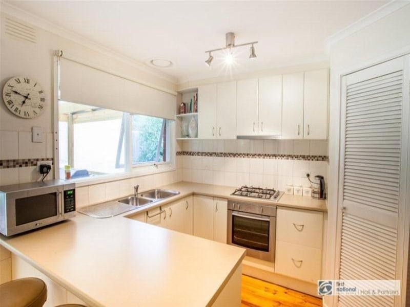 9 Beverly Court, Narre Warren VIC 3805